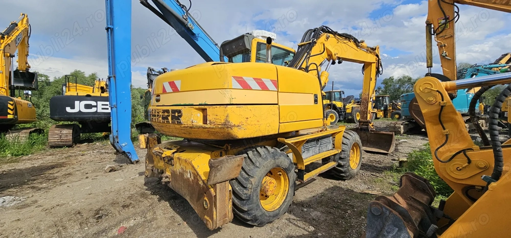 Excavator pe roți Liebherr A316 C