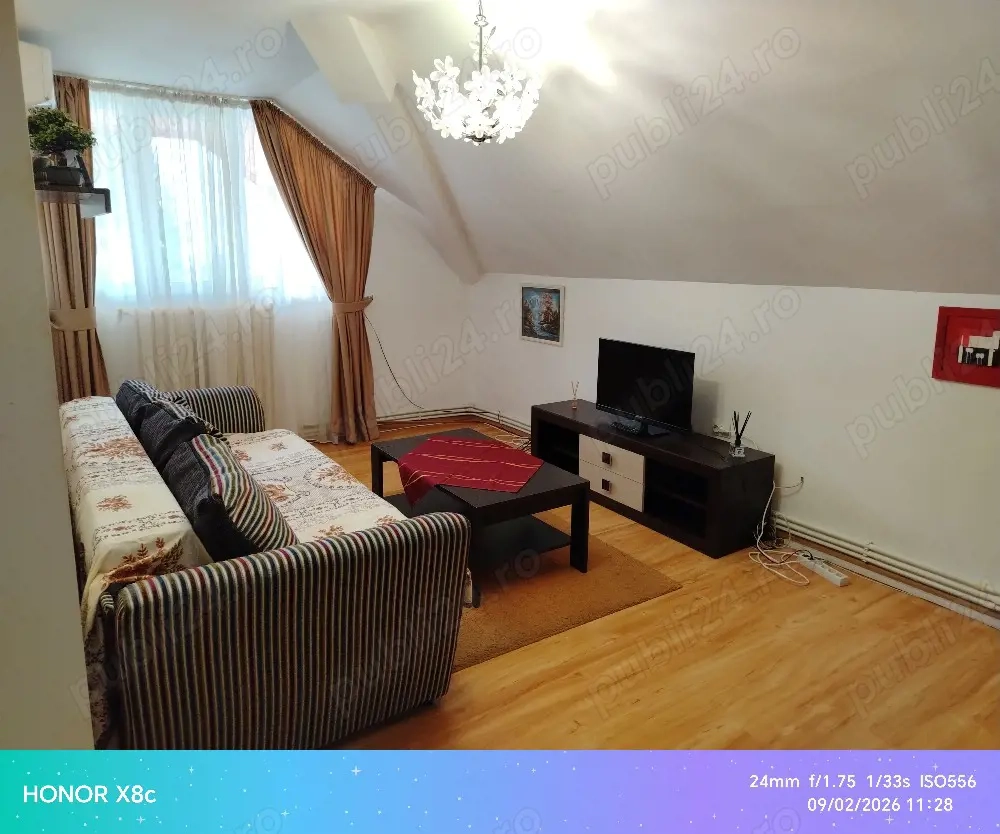 Ap.2 cam D,55 mp,etajul 2 vila Piața Unirii