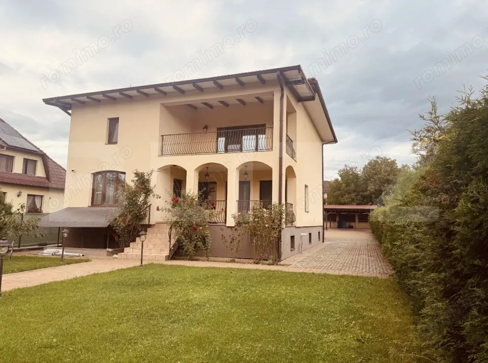 Casa individuala, 405 mp, zona Periferie 