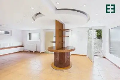 Proprietar inchiriez birou 90 mp