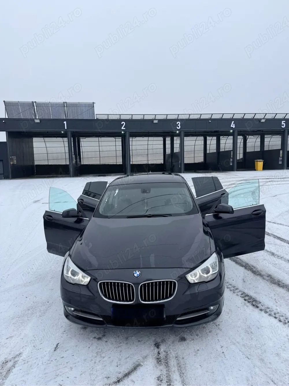 BMW Seria 5 GT   362.000 km   Dotări premium - 10.500  negociabil