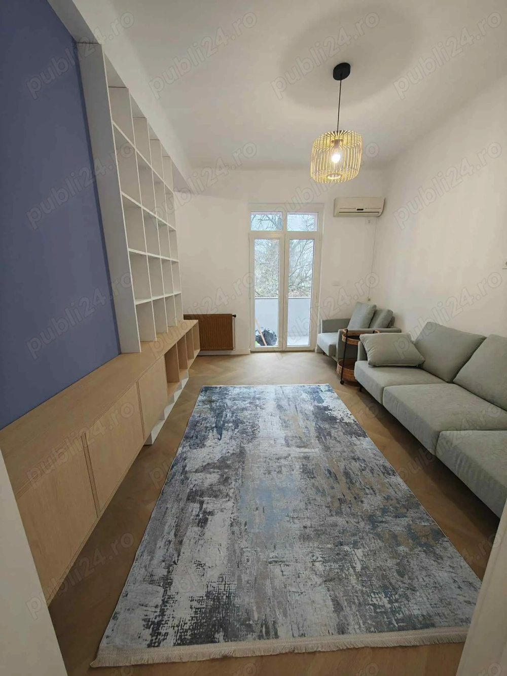 Vatra Luminoasă Curte proprie 70 mp Apartament în vilă Liber