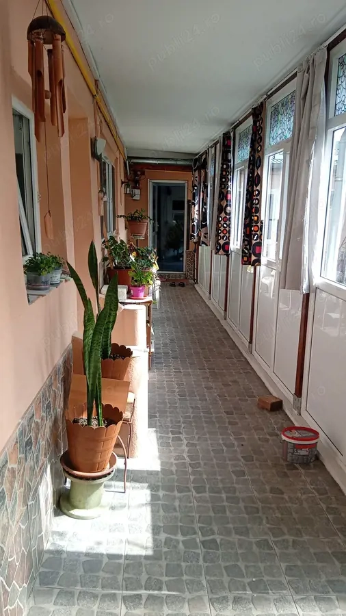 Casă de vânzare Fundeni 4 camere