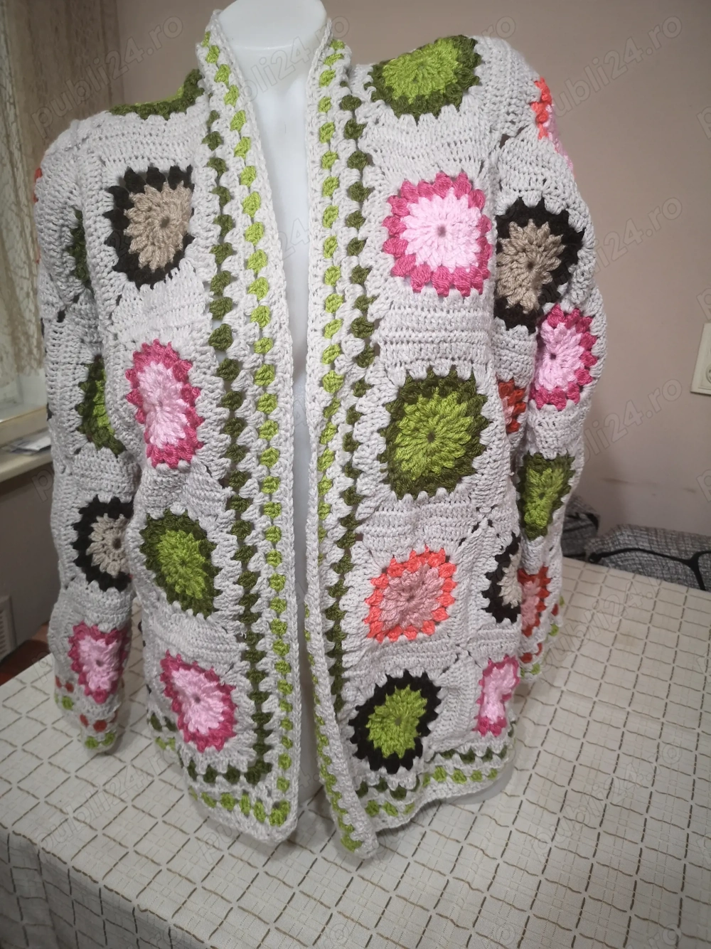 Cardigan crosetat manual 