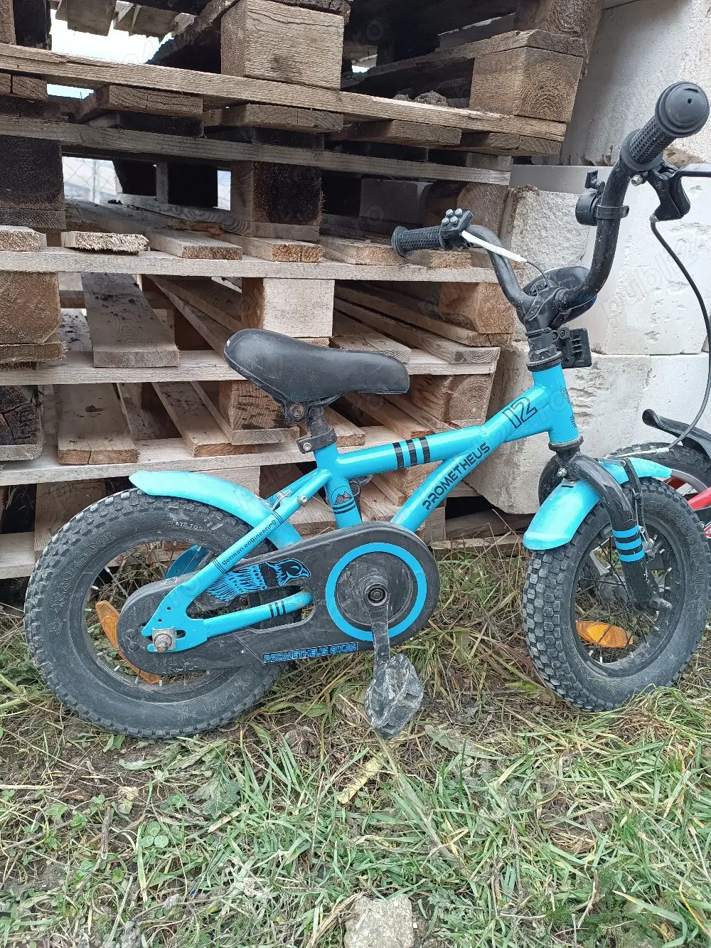 bicicleta prometheus made in germania 12 inch cu frana pe tambur spate(la pedala), roti ajutatoare