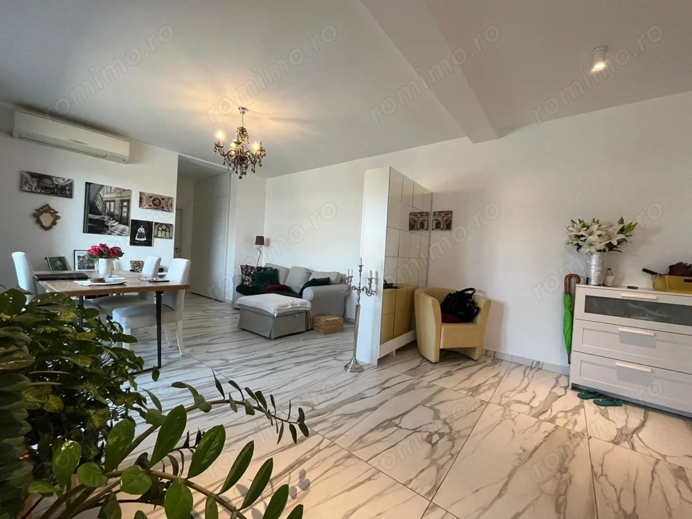 Dumbravita. La parter. Modern!