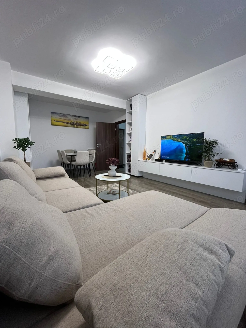 Ap mobilat utilat Metrou 15 min Gata de mutare!