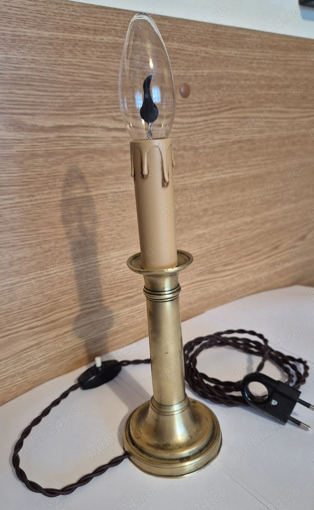 Veioză Sfeșnic vintage tip lumânare alamă bronz electric funcțional 