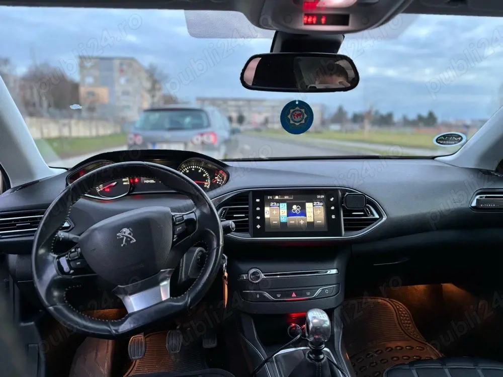 Peugeot 308 ,1.6 benzina 