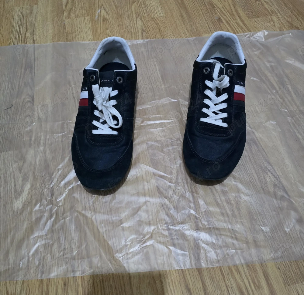 Addiasi Tommy Hilfigger