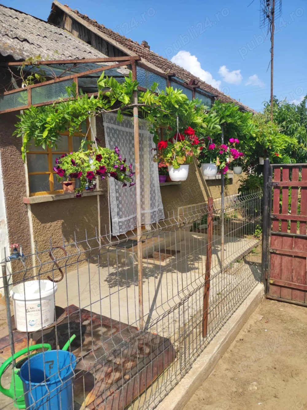 Vand casa in Simian, Bihor