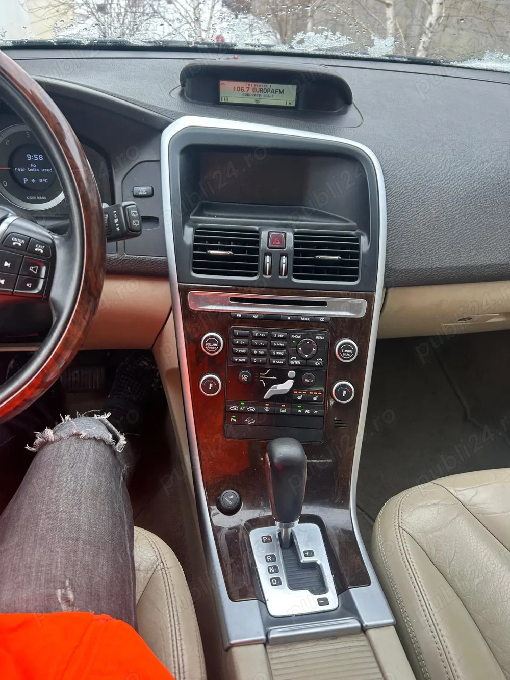 Volvo xc60 2010 unic proprietar masina cumparata de noua