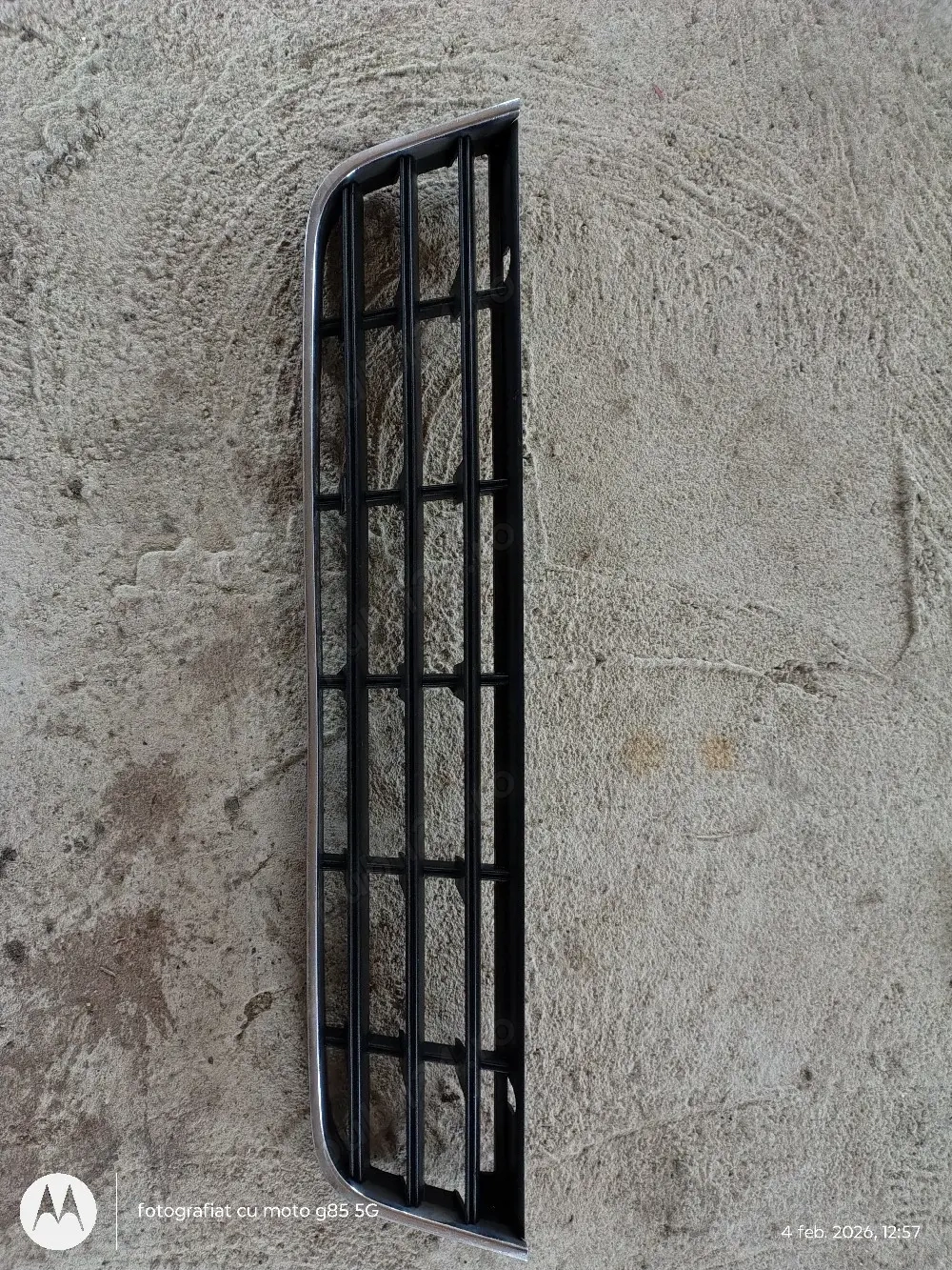 grila bara fata Volkswagen Passat b6 