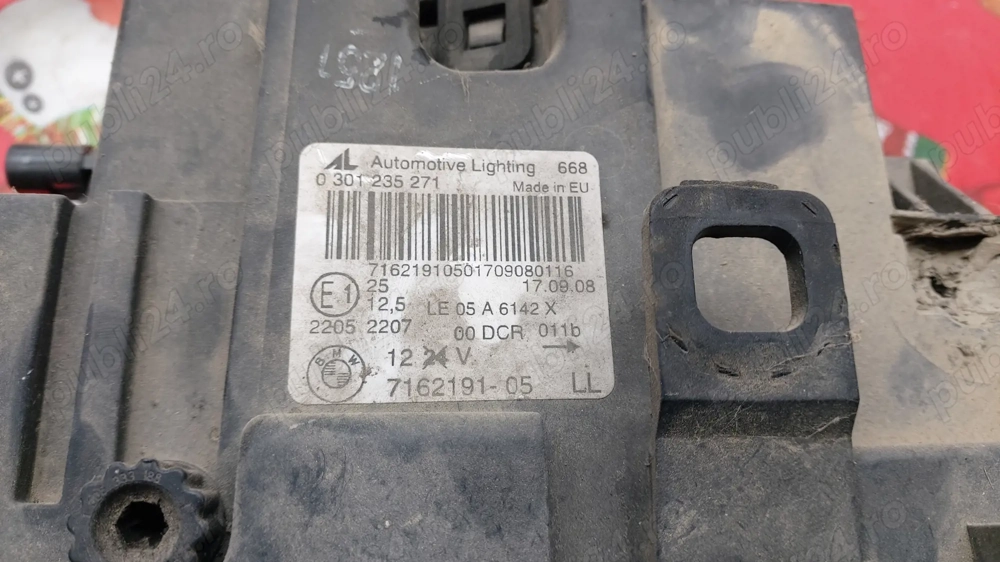 Far de BMW X3 2008 și volan 