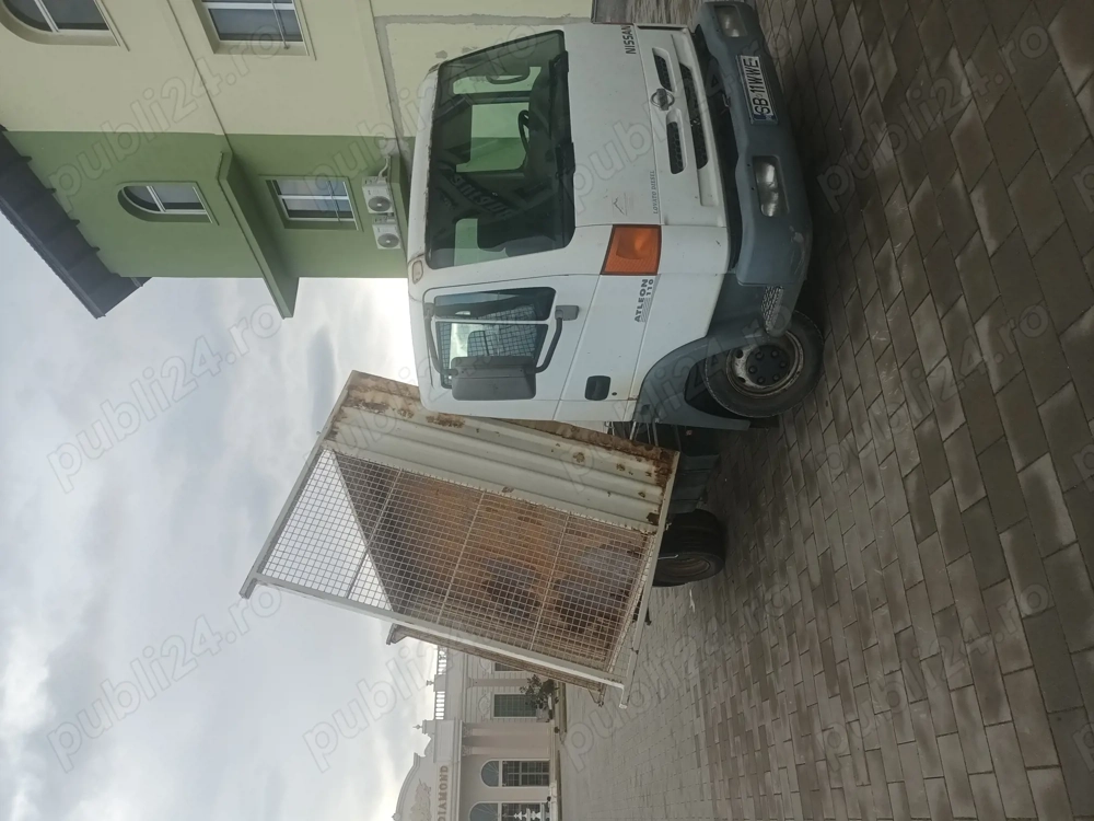 Nissan Atleon basculabil 