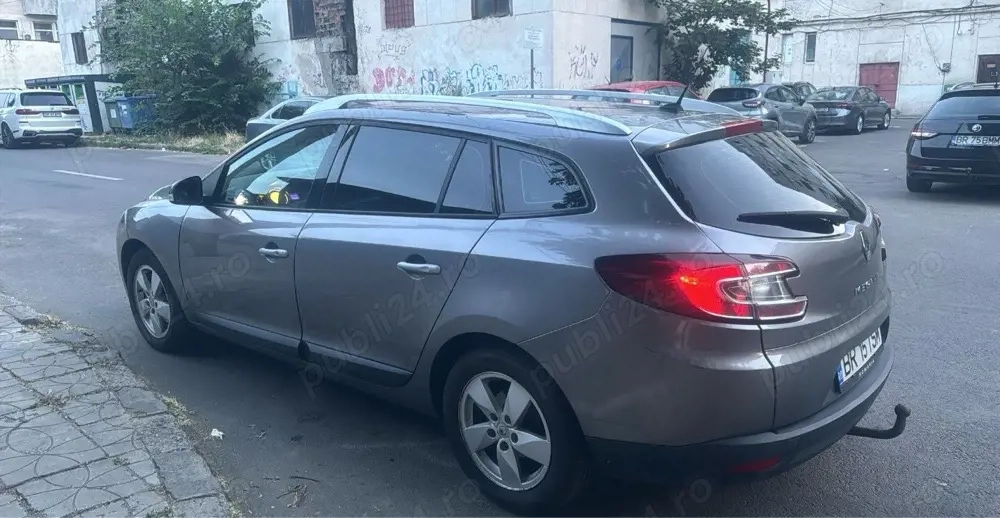 Dezmembrez Renault Megane 3 Motor Cutie arcuri planetare ( MASINA COMPLETA)