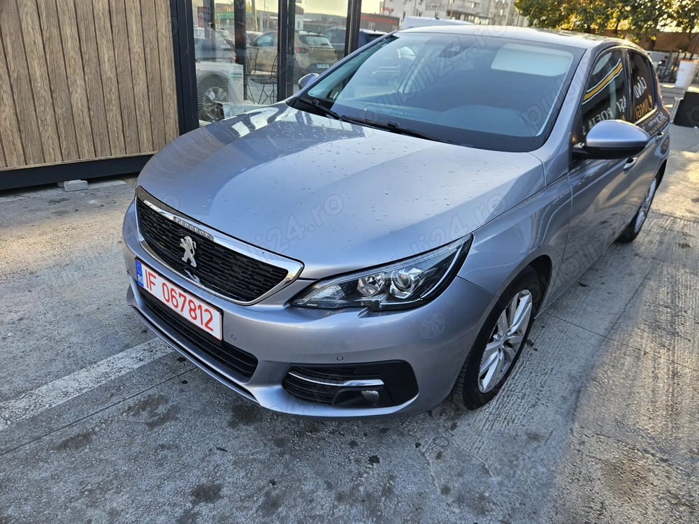 Vand peugeot 208 an 2020