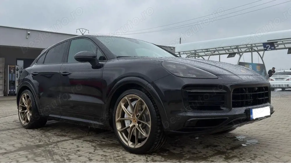 Porsche Cayenne Coupe S PACK GTS  462cp   2 km unic proprietar 