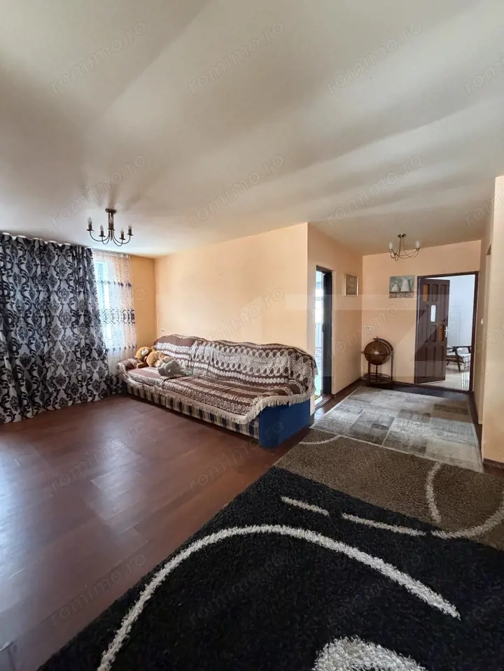 Casa P+M+beci,  211 mp utili, 432 mp teren, Livezi