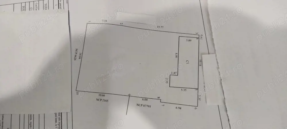 Vand teren+casă demolabilă, proprietar