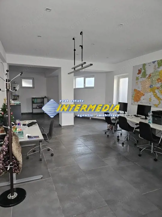 Inchiriere Spatiu Salon Birouri 52 mp utili finisat total si utilitati separte CETATE Stadion