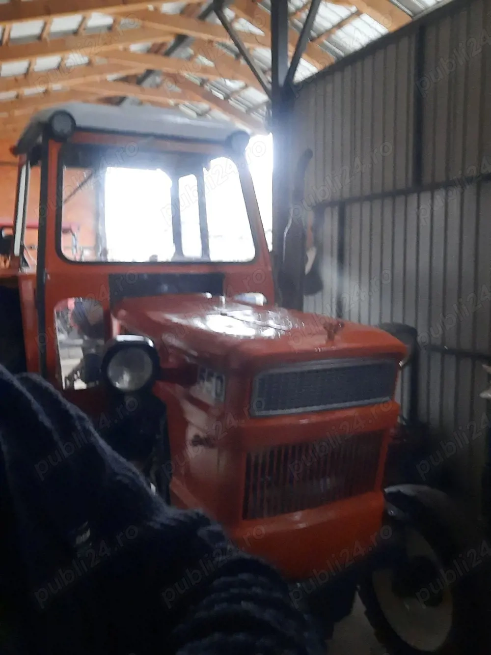 Vand utilaje agricole 