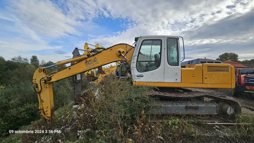 Excavator pe senile Liebherr R904