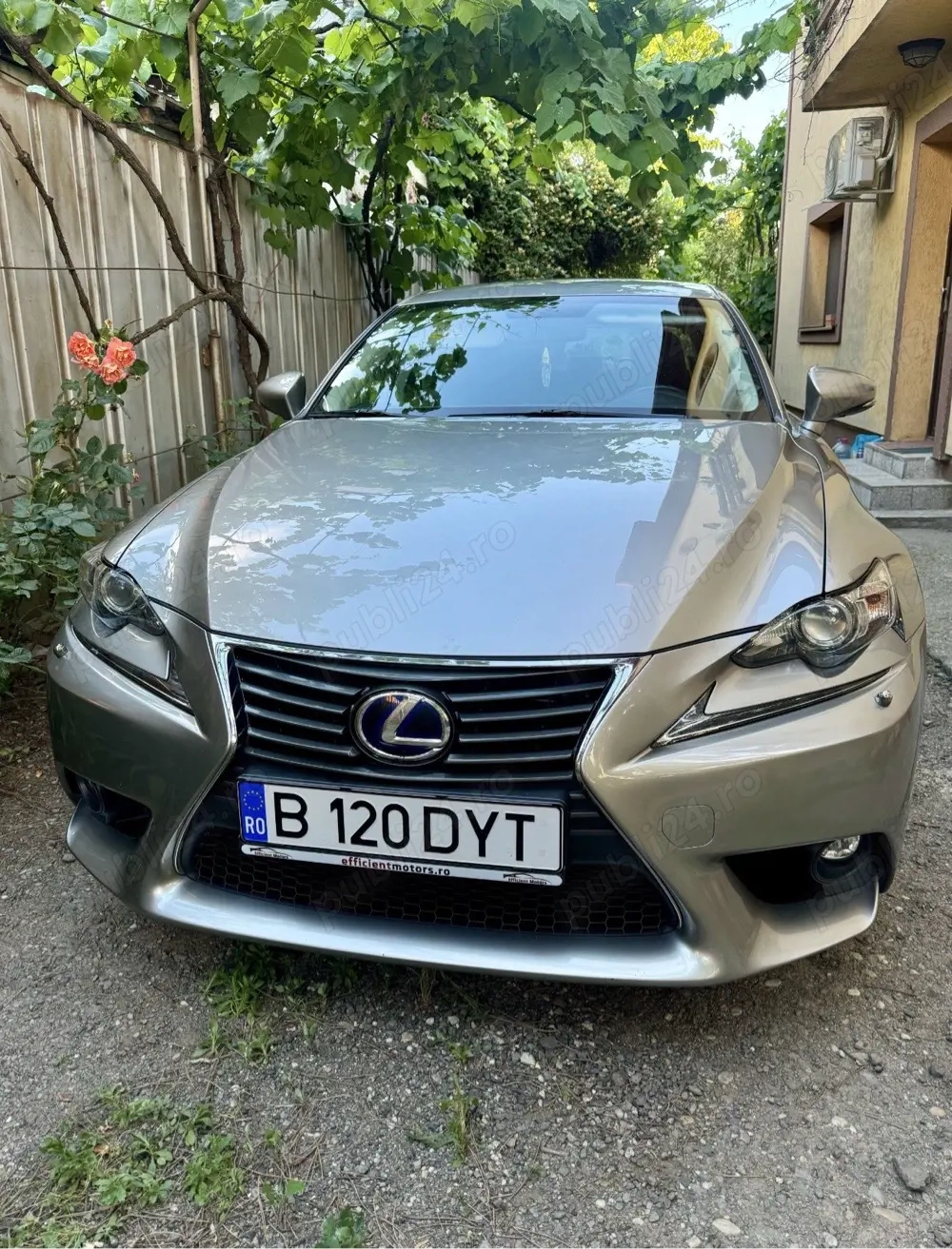 Lexus 300h 2016
