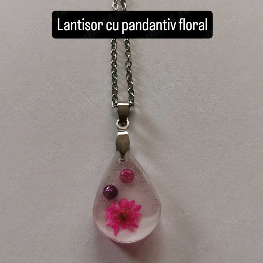 Doua lantisoare cu pandantiv handmade