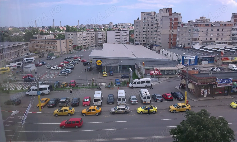 Inchiriez apartament 2 camere City Park Mall 70mp decomandat renovat ,centrala pe gaze,termen lung