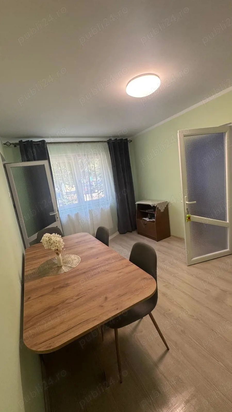 Apartament mobilat si utilat!zona Smirodava