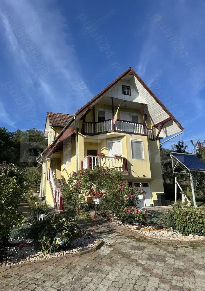 Casa superba in Corunca! 219mp!