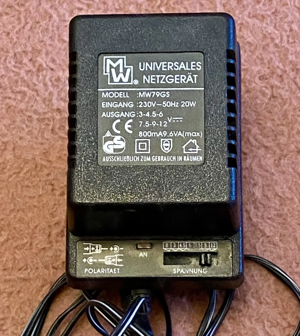 Alimentator de la 220V la 3 4,5 6 7,5 9 12V reglabil 