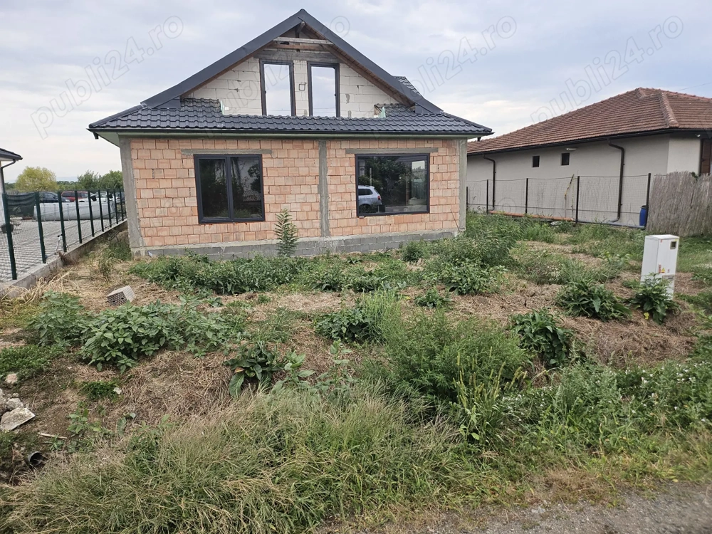 Vând sau schimb casă in Odoreu 