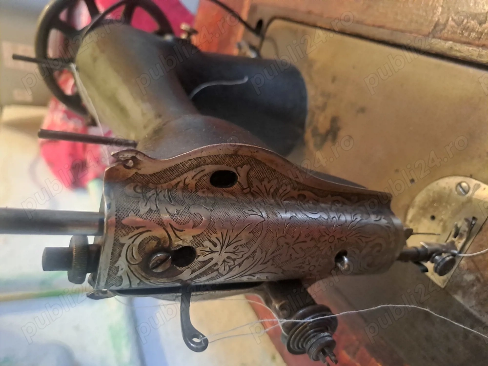 Vand masina Singer foarte veche