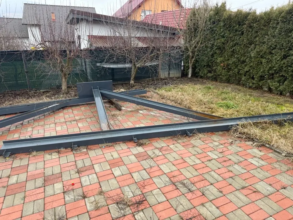 vand doua pocioare carport auto