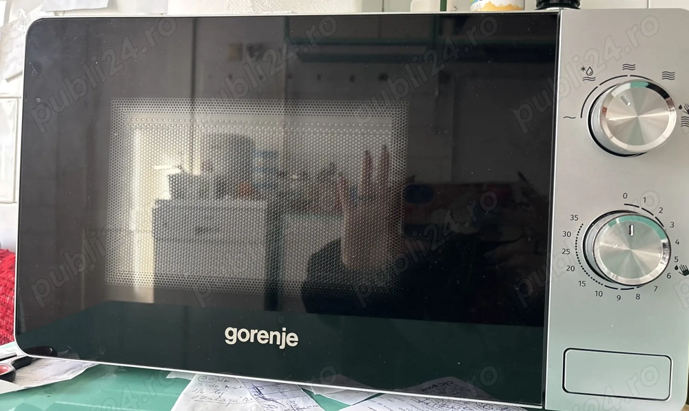 Vand cuptor microunde 