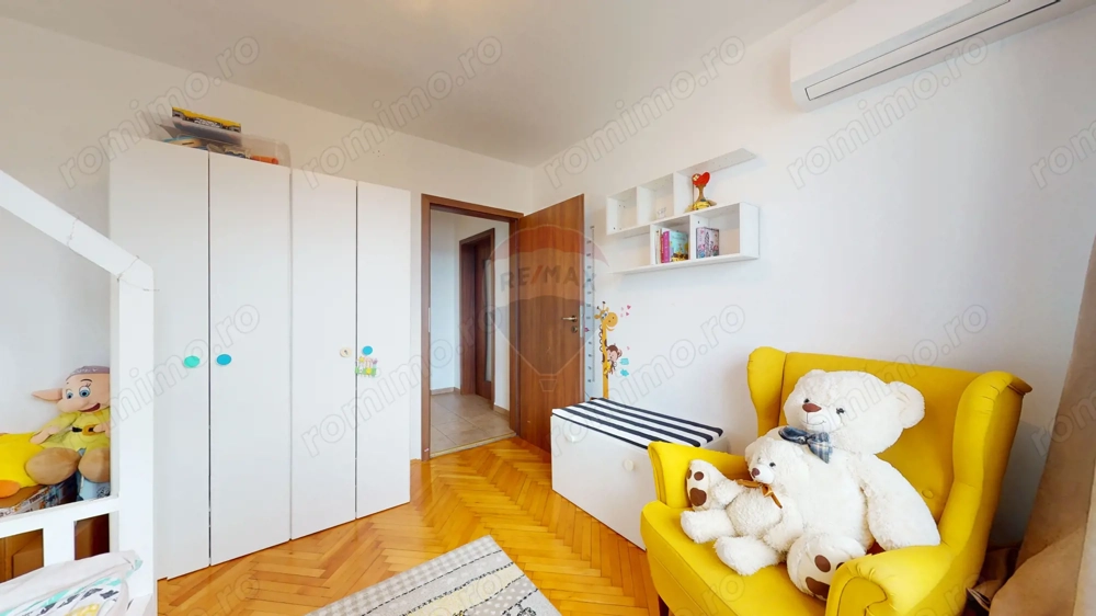3 Camere Luminos | Vedere Deschisă către Tâmpa | Zonă Premium Scriitor