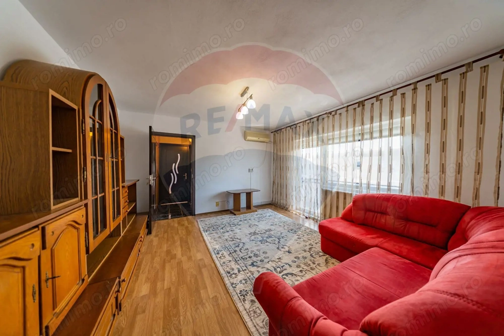 Apartament cu 2 camere de închiriat, zona Micalaca cu centrala pe gaz
