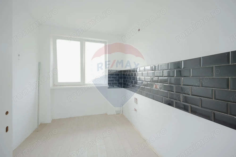 De vânzare apartament cu 2 camere, renovat, în zona Rogerius