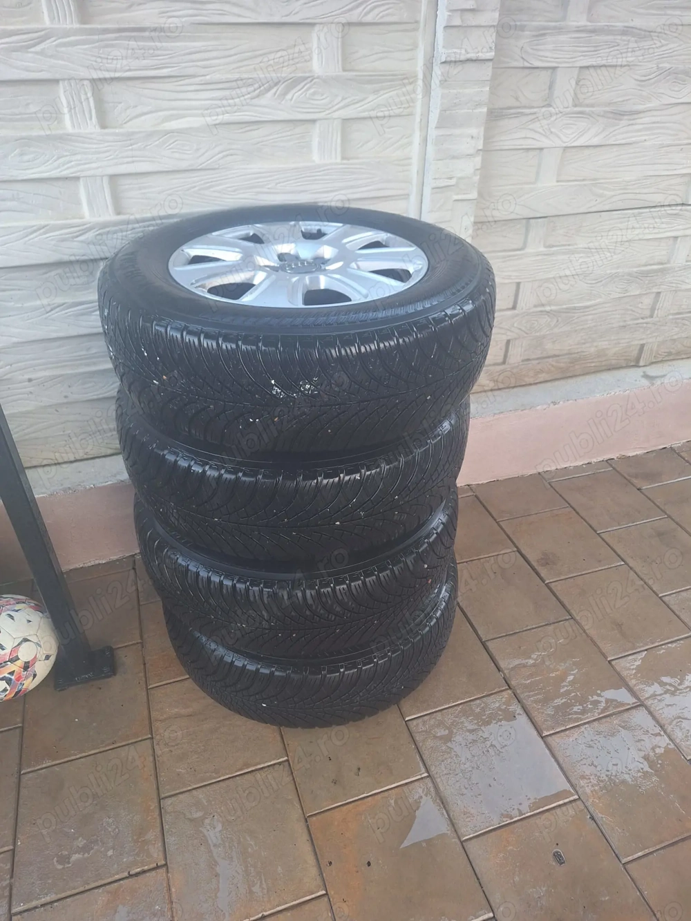 Set 215/65/R16  cu anvelope M+S