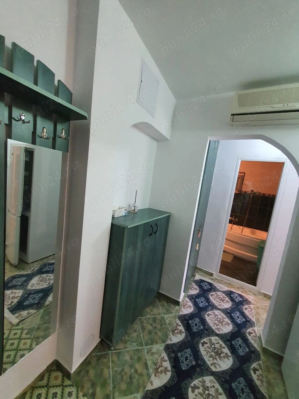 Inchiriez apartament 2 camere