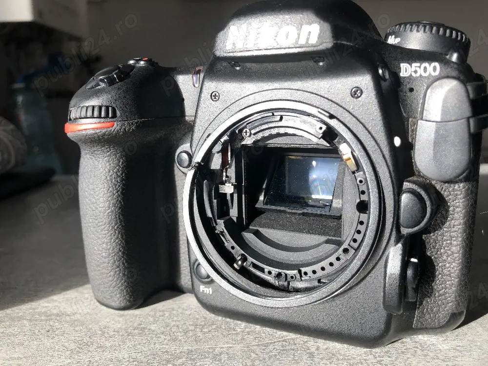 Nikon D500 pt. piese