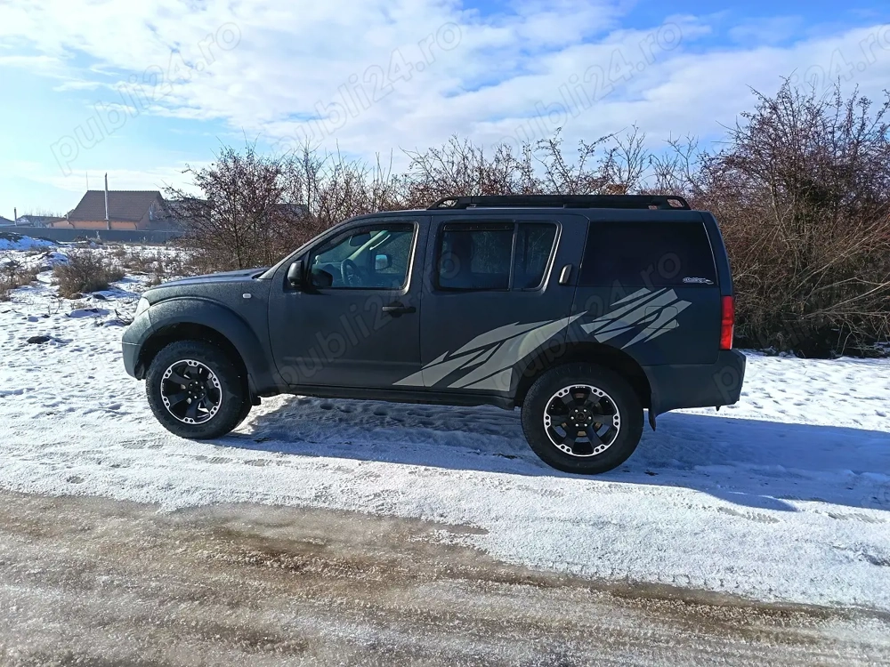 Nissan Pathfinder variante