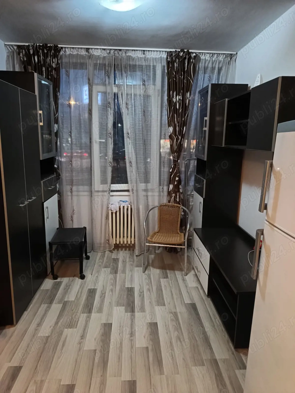 Vanzare camera de camin