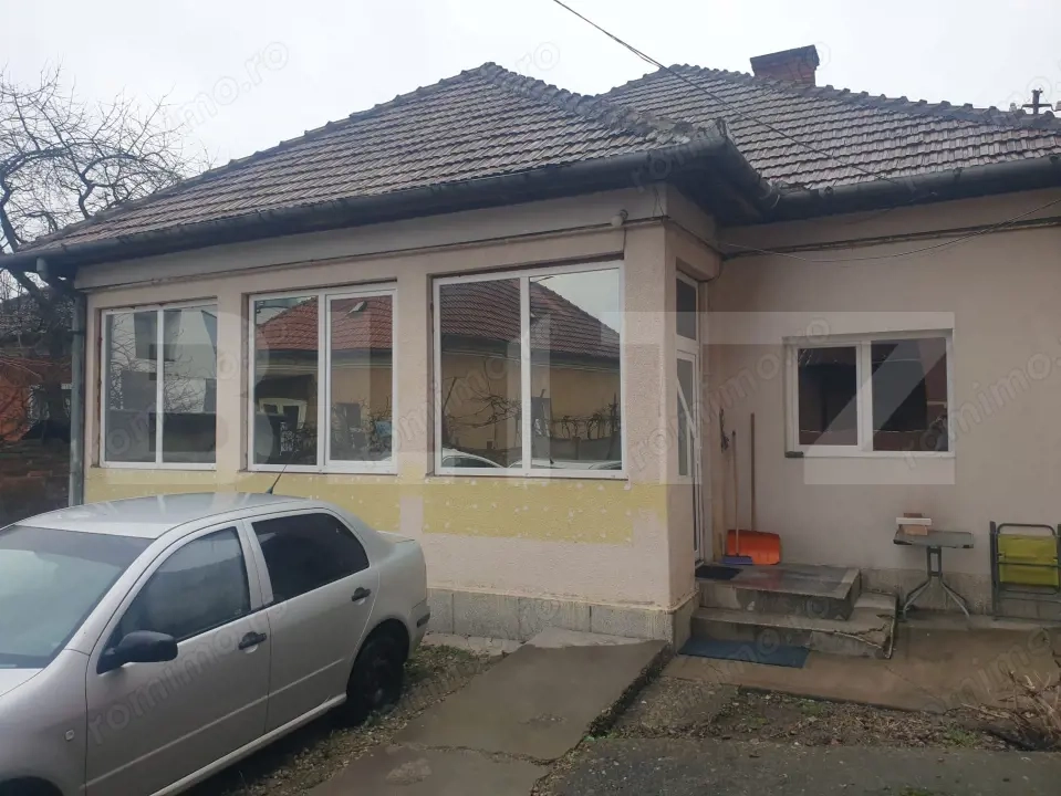 Proprietate cu doua cladiri, 490 mp, zona Andrei Muresan 