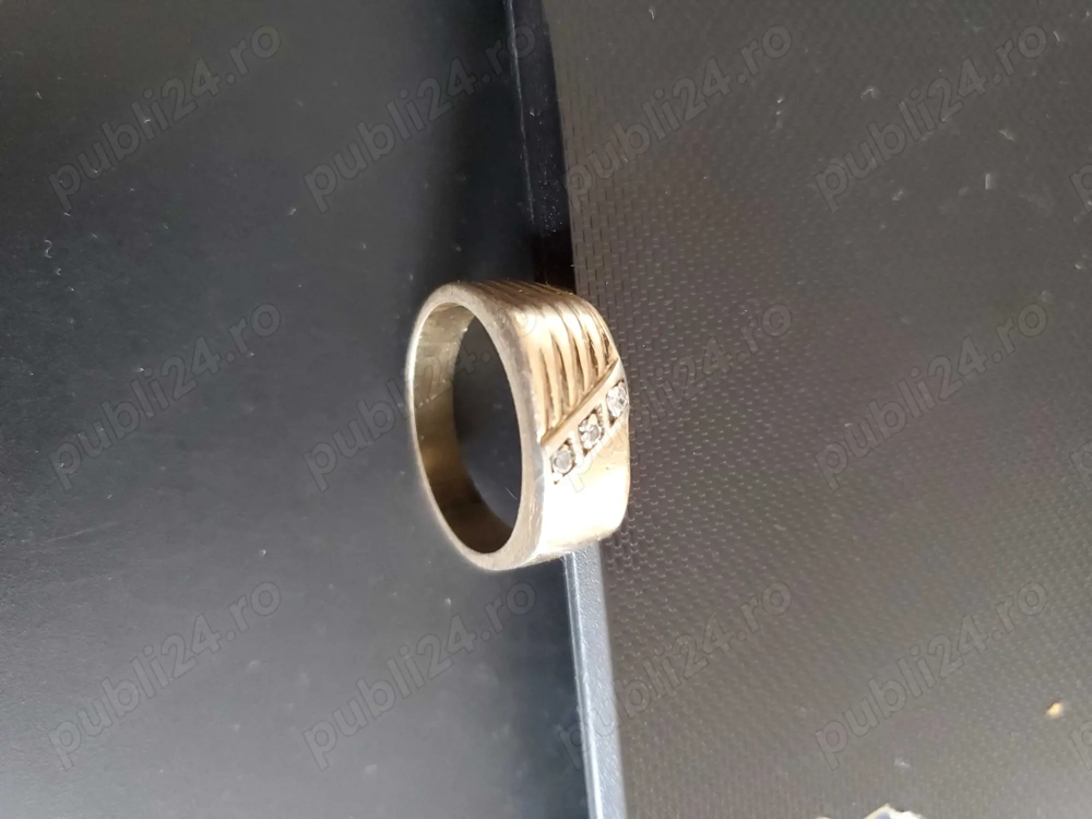 Inel 14 k 3 diamante