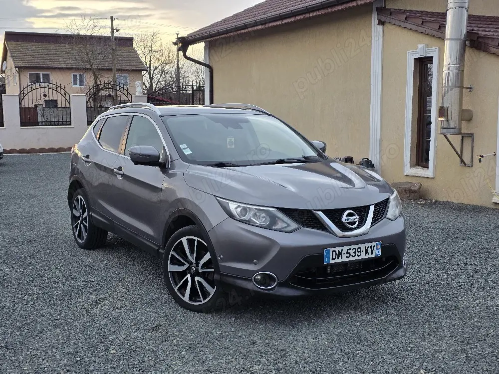 Nissan qashqai TEKNA 1.6L DCI  cutie automată 