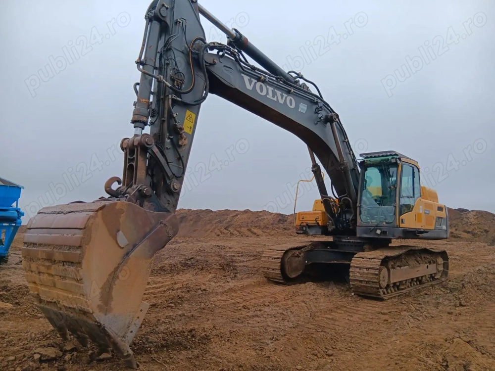 Excavator pe șenile Volvo EC 380 DL