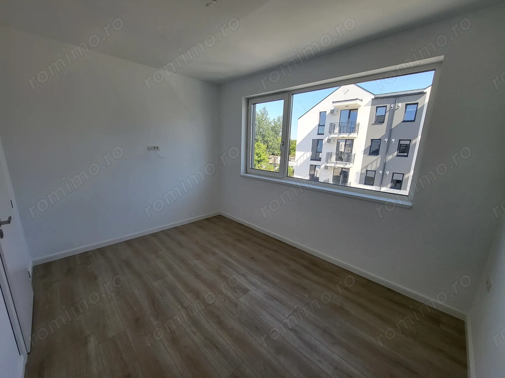 Apartament 2 camere. Etaj 1. Bucatarie inchisa. Decomandat. Asfalt.